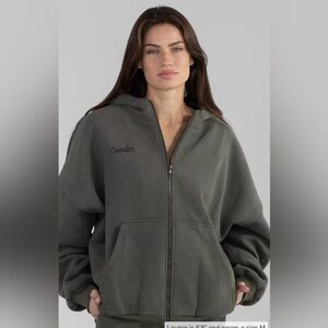 Brand Viral New Comfrt Cloud Zip Hoodie Millstone Grey Size Small Unisex